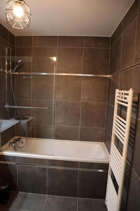 أميا Superbe Duplex En Hypercentre Ville المظهر الخارجي الصورة